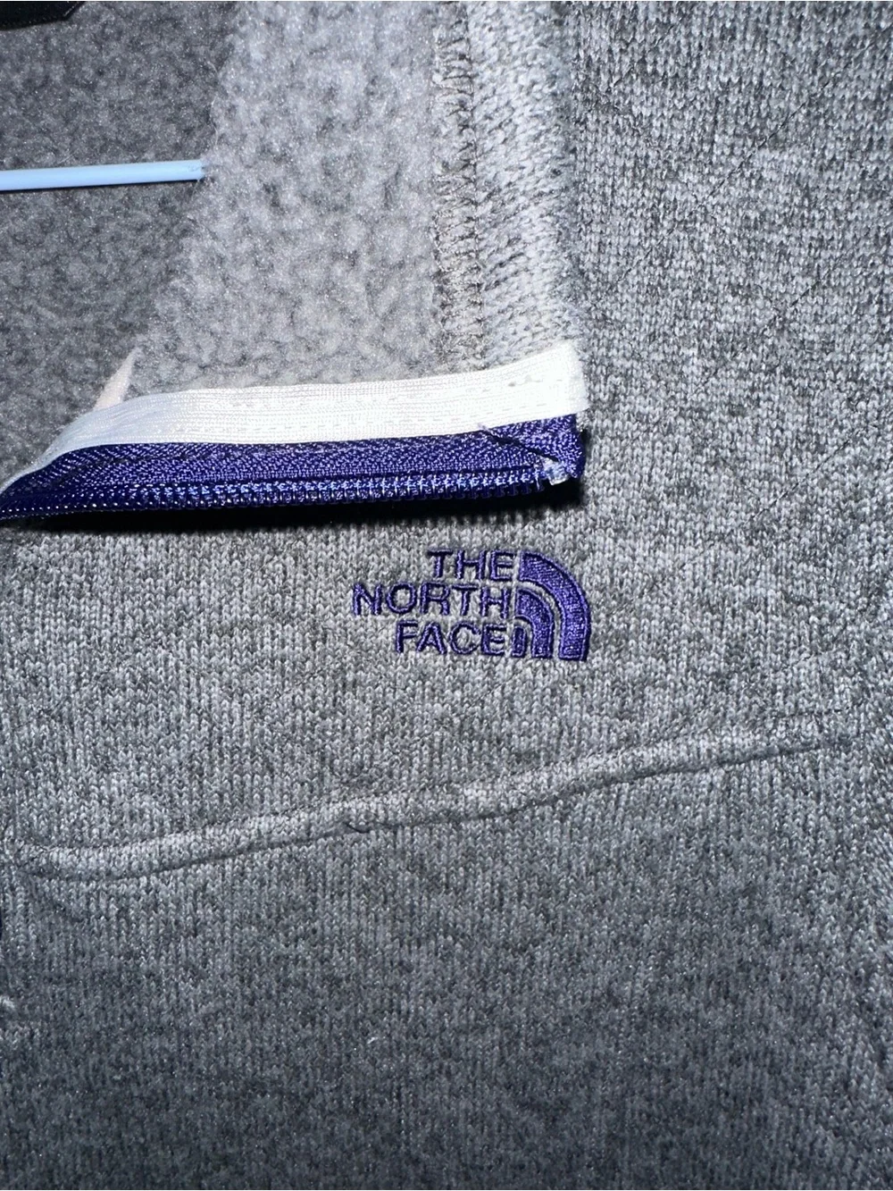 The North Face Men's Gray Half-Zip Fleece Pullover
